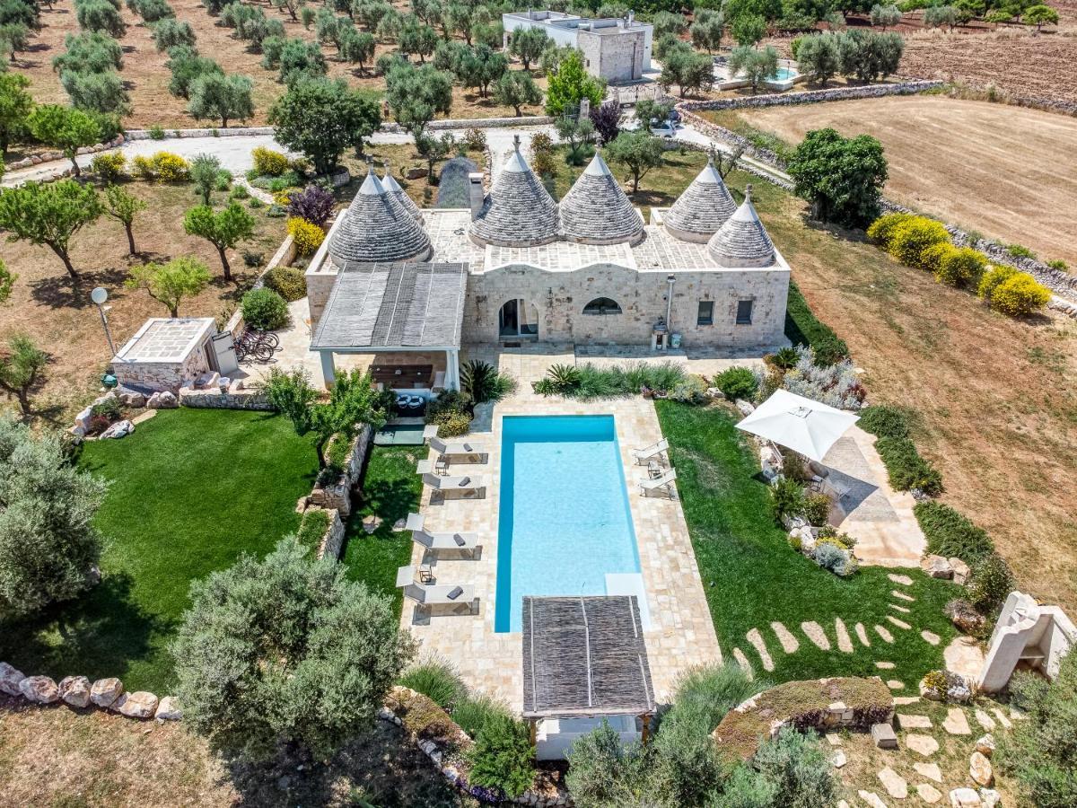 Trulli Gianpaolo - Luxury Villa オストゥーニ エクステリア 写真