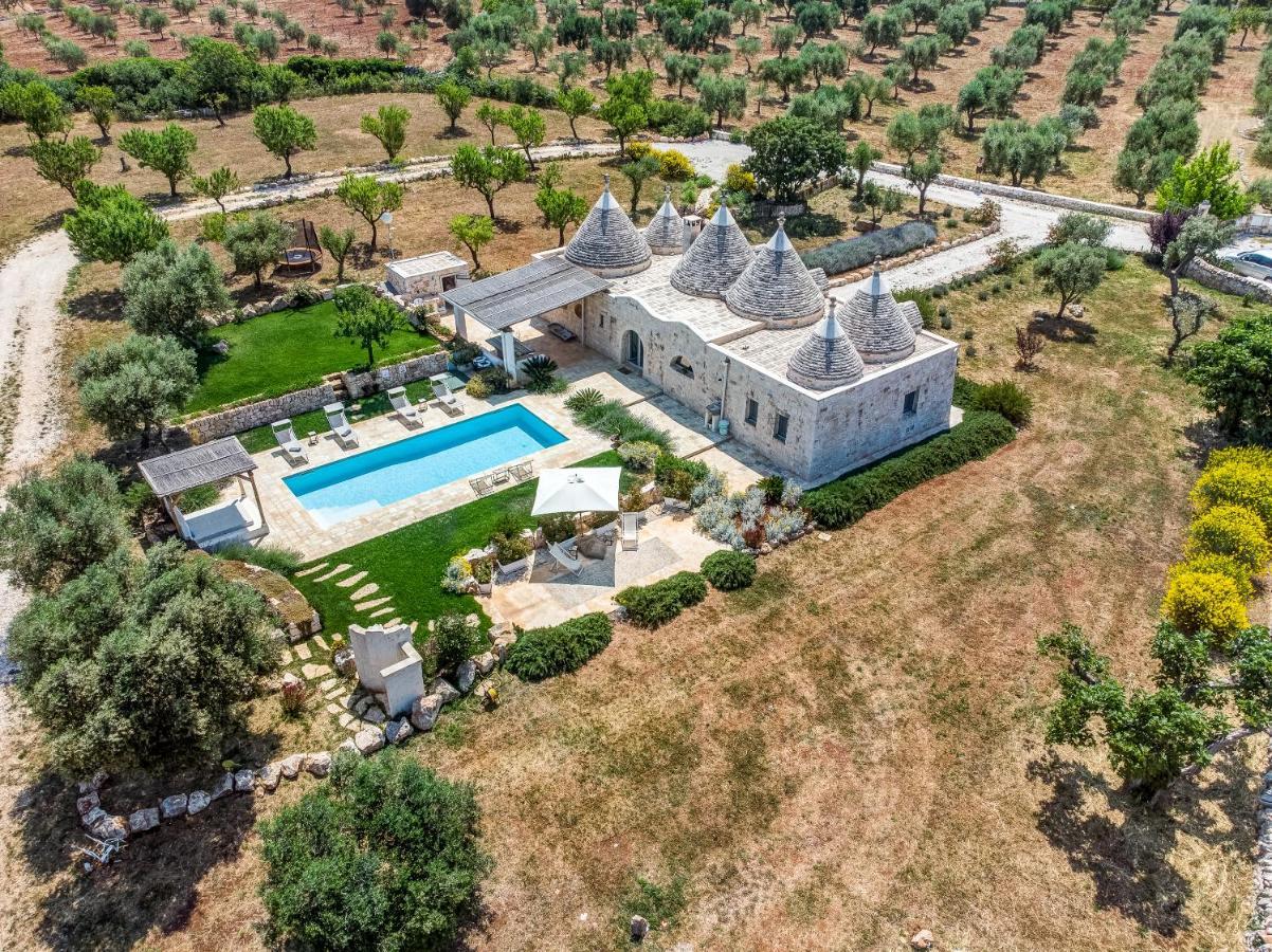 Trulli Gianpaolo - Luxury Villa オストゥーニ エクステリア 写真