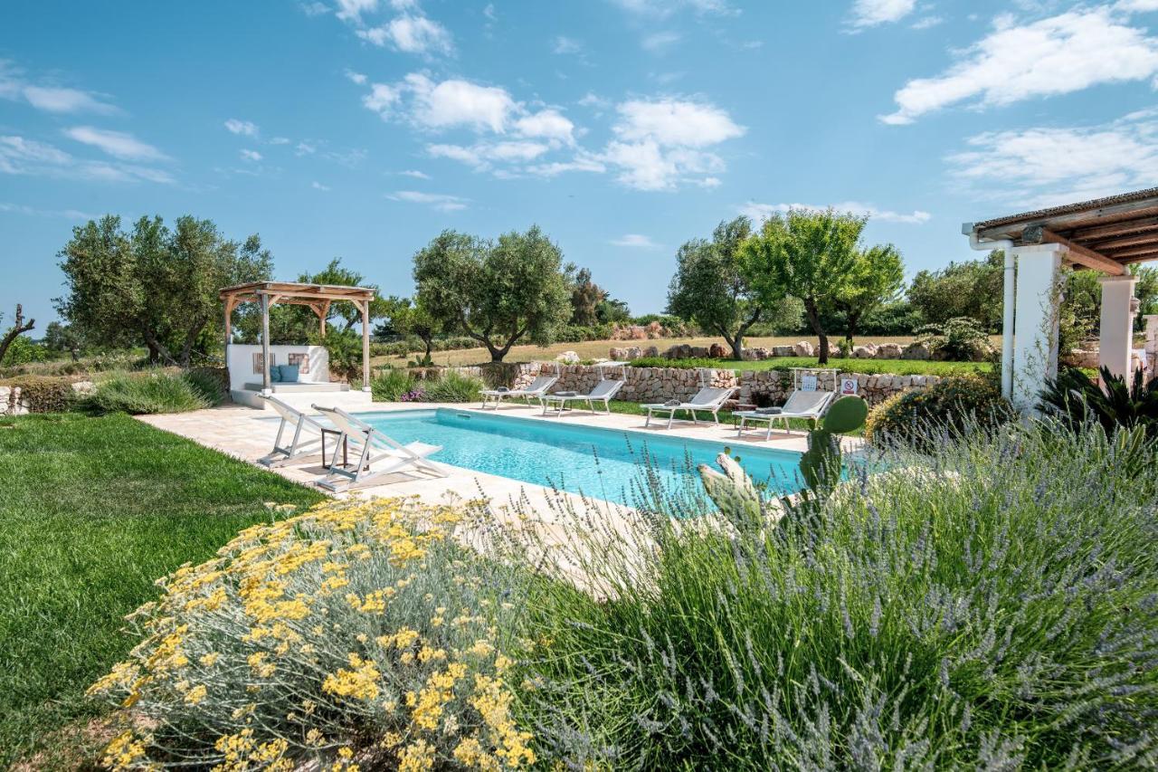Trulli Gianpaolo - Luxury Villa オストゥーニ エクステリア 写真