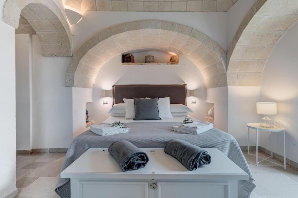 Trulli Gianpaolo - Luxury Villa オストゥーニ エクステリア 写真