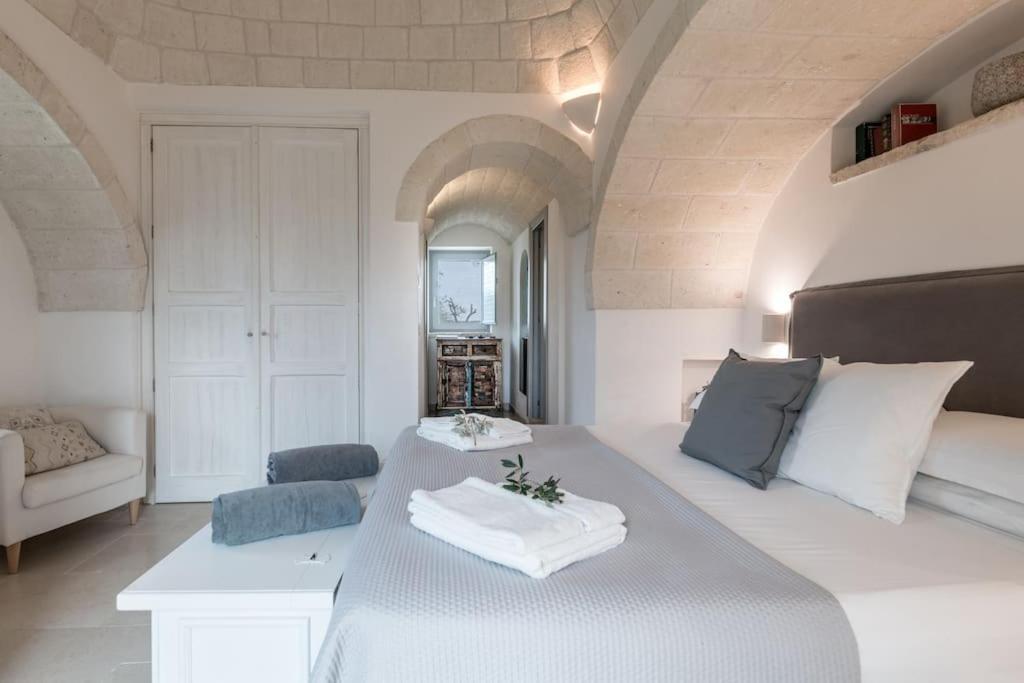 Trulli Gianpaolo - Luxury Villa オストゥーニ エクステリア 写真
