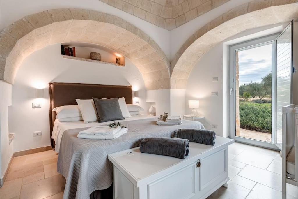 Trulli Gianpaolo - Luxury Villa オストゥーニ エクステリア 写真