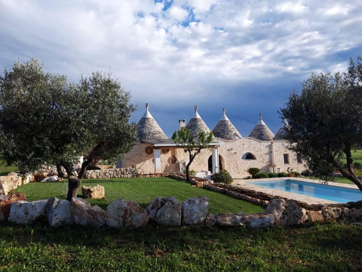 Trulli Gianpaolo - Luxury Villa オストゥーニ エクステリア 写真